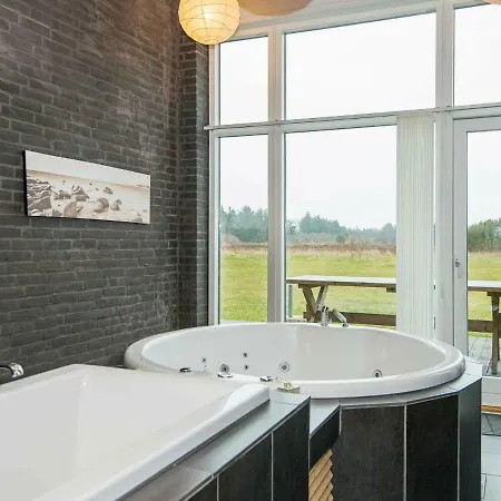 Holiday Vi Vakantiehuis *